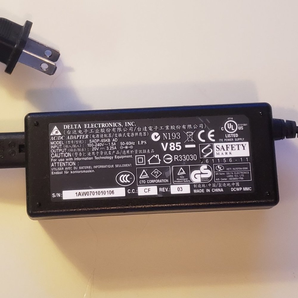 Delta A\C Power adapter 12V - 2.67A